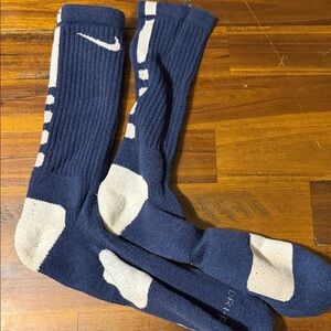 Nike Elite Men's Blue and White Socks
